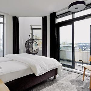 Deluxe Kamer met een King Size Bed op de Hoek